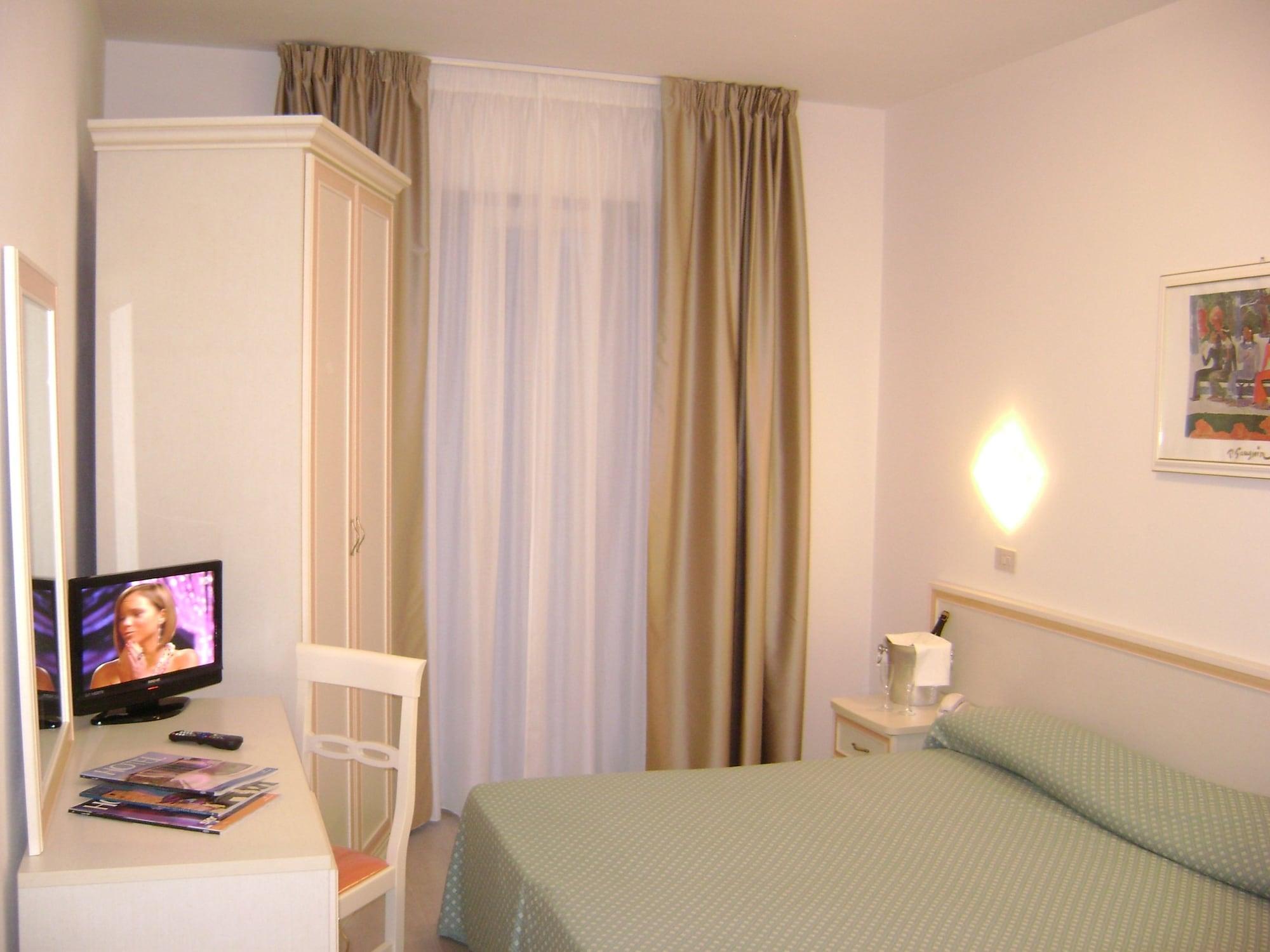 Mediterraneo Hotel