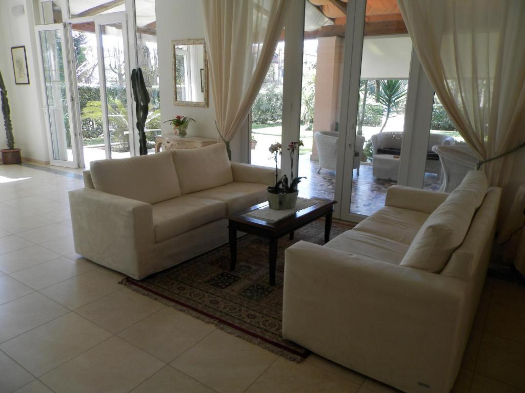 Mediterraneo Hotel