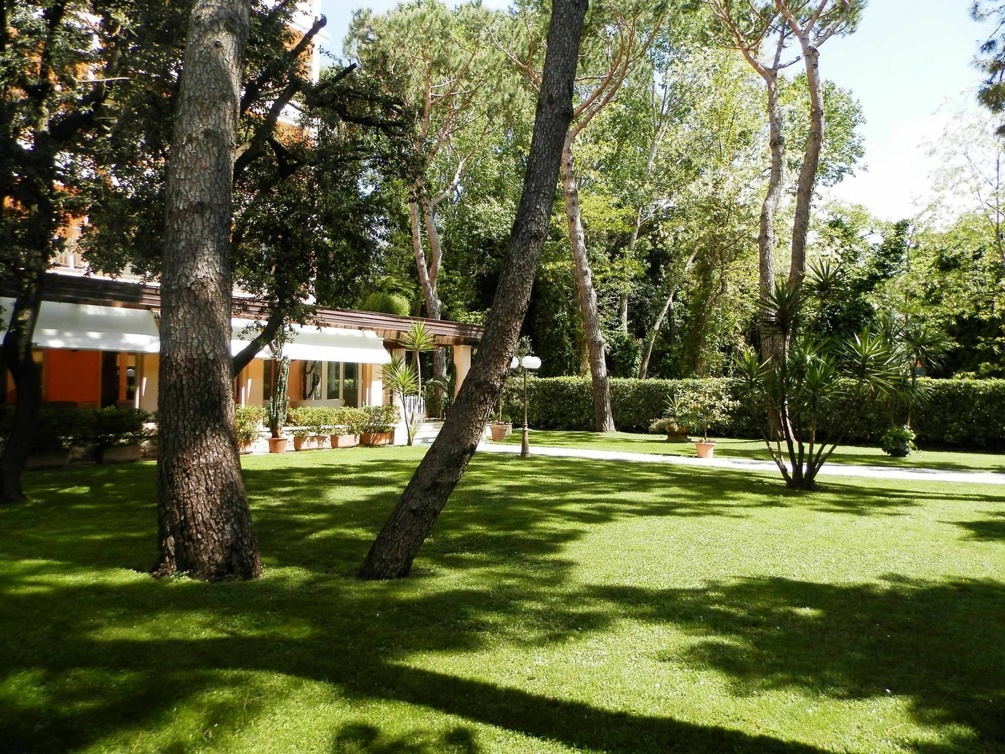 Mediterraneo Hotel 3*